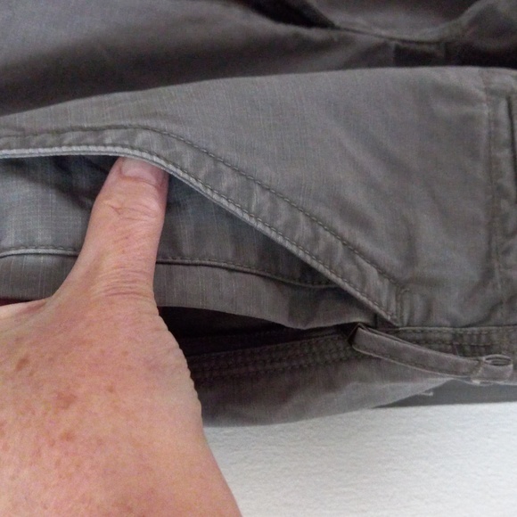 L.L. Bean Cargo Shorts, Natural Fit - Picture 2 of 12